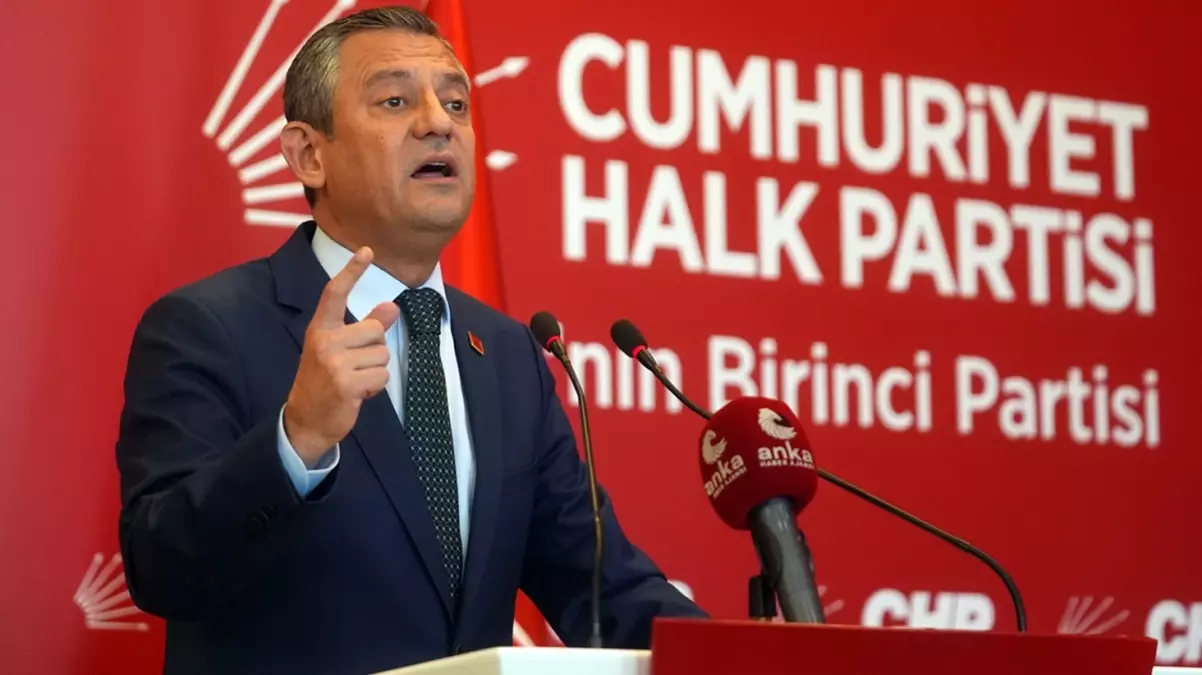 CHP lideri Özel’den teğmenler için ihraç talebine sert tepki